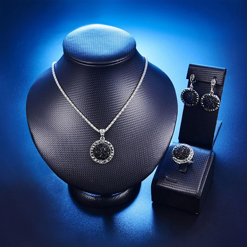 Модный 1 комплект, винтажный ювелирный набор с черным драгоценным камнем, женский ювелирный набор, античный серебряный кристалл, круглый камень, кулон, ожерелье, наборы