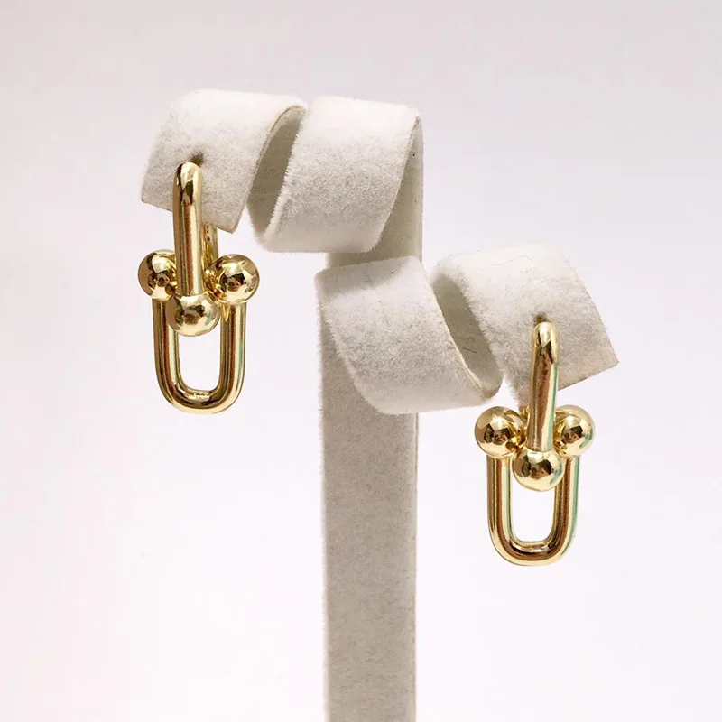 

BrandClassic Style U Shaped Lock Earring Stainless Steel Stud Earrings for Women Fashion Jewelry DJE101