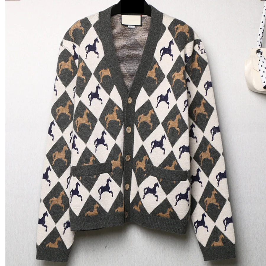 

100% Merino Wool Early Autumn 2019 New Pony Pattern Knitted Sweater Cardigan Jacquard V-neck Wool Cardigan Women's Jacket