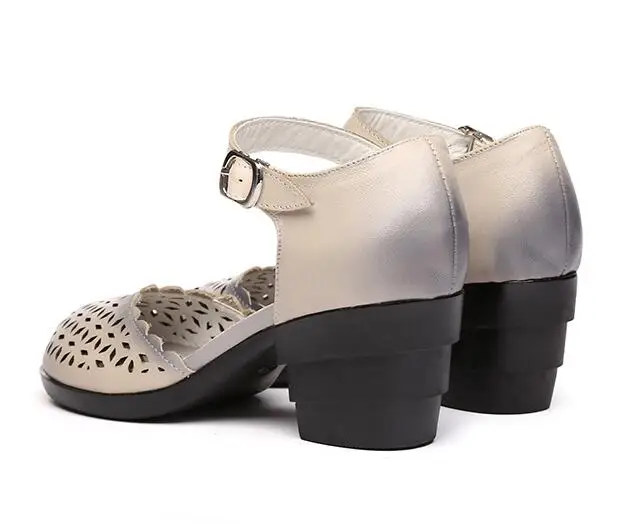 2712