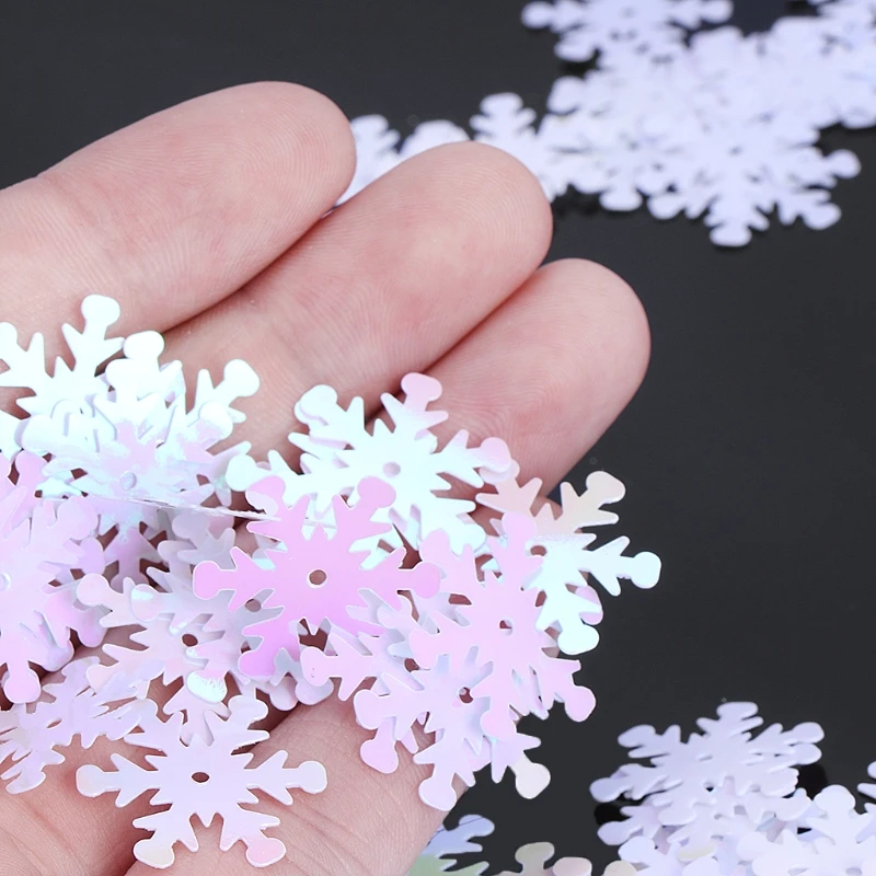 100pcs Christmas Snowflake Iridescent Frozen Snowflake Confetti Sequins Card Scrapbooking 100pcs Christmas Snowflake Iridescent Frozen Snowflake Confetti Sequins Card Scrapbooking