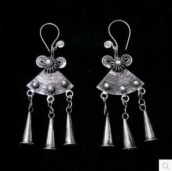 

FREE shipping&gt; &gt;National wind retro earrings pure handmade Miao earrings female models trumpet to do the old crafts