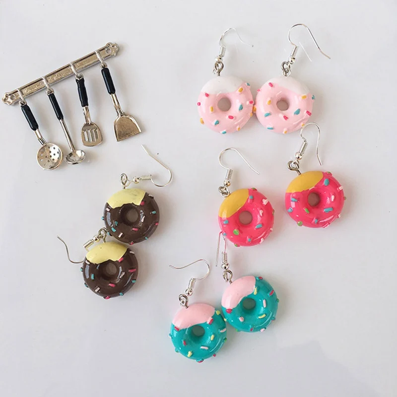 

Hot Fashion Earrings Cute Food Cake Donuts Lovely Cartoon Drop Earrings Personality Funny Party Girl Jewelry Gift Wholesale