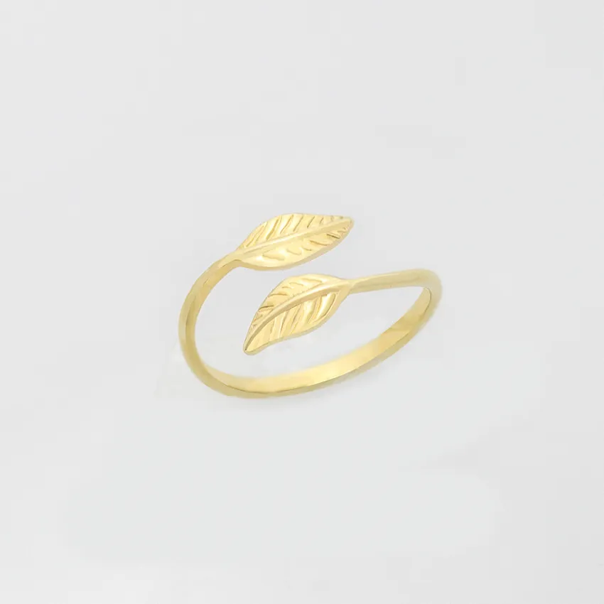 

GORGEOUS TALE Simple Green Copper Girls Charm Gift Leaf Bird Feather Adjustable Rings Christmas Minimalist Jewelry for Women