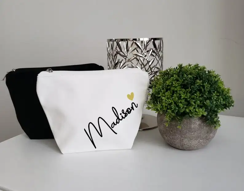 

Customize Name pink bride Makeup Bag Bridal Shower Party Gift bags, personalised Wedding Birthday Gift Bridesmaid Gifts bags