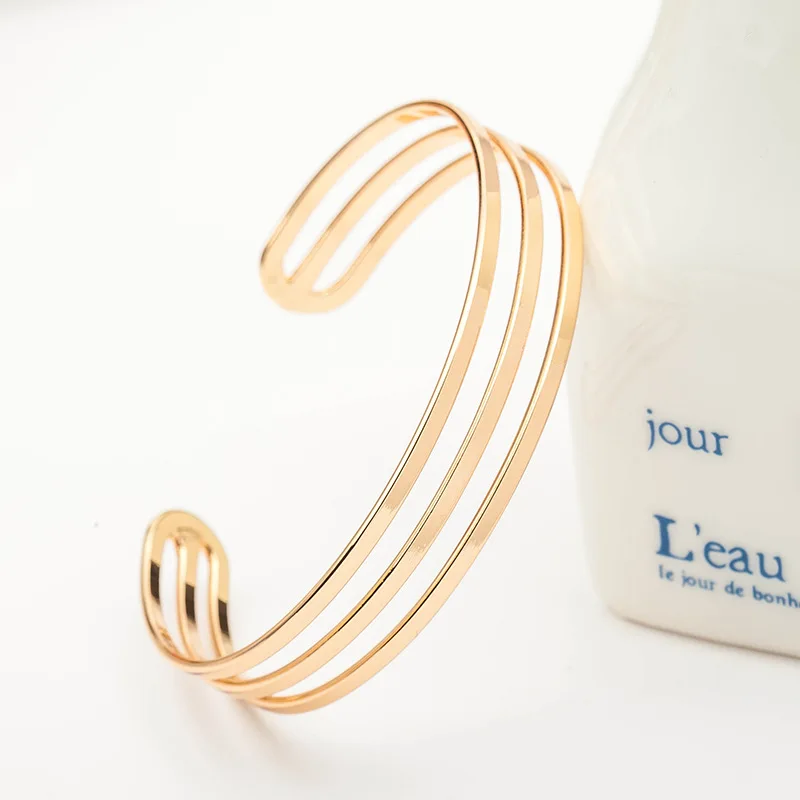 3 слоя простой стиль Открытие Регулируемый золотой серебряный черный металлик полые браслеты и браслеты для женщин