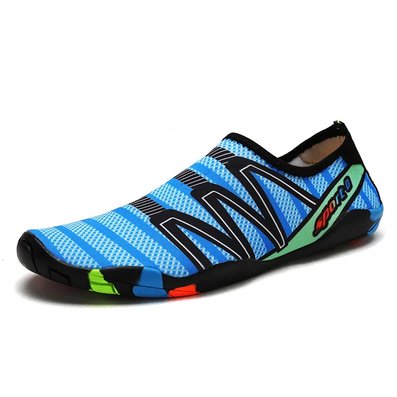 Летние мужские и женские быстросохнущие туфли для плавания; Новинка; прогулочная обувь для плавания; пляжные тапочки для серфинга; носки в полоску; Водонепроницаемая Обувь - Цвет: Blue