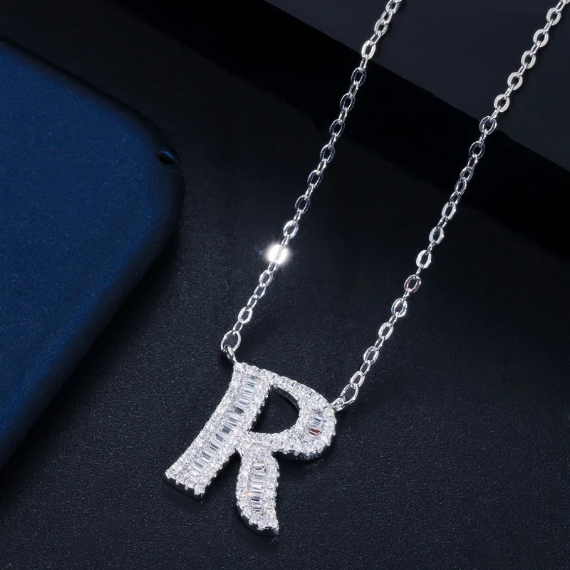 CWWZircons Personalized Cubic Zirconia Crystal 26 Initial Name Letter Pendant Necklace for Women DIY Custom Jewelry Gift CP046 - Окраска металла: R