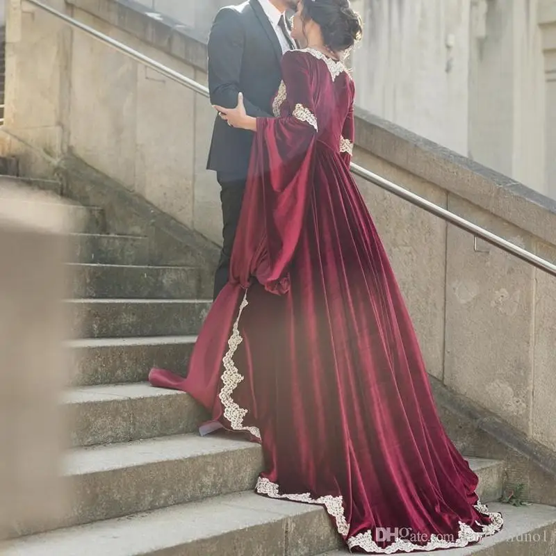 new-arabic-dubai-long-sleeves-kaftan-evening-dresses-2017-hot-burgundy-velvet-with-appliques-long-vintage-muslim-party-gowns (1)
