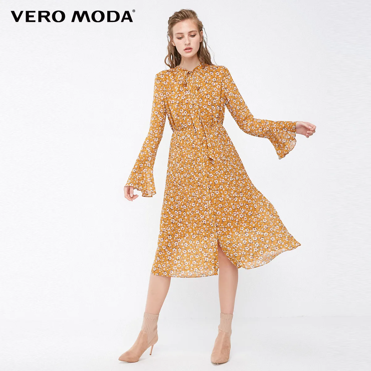 Vero Moda Printed V-neck Lace-up Pleated Mid-length Chiffon Boho Dress | 318305521