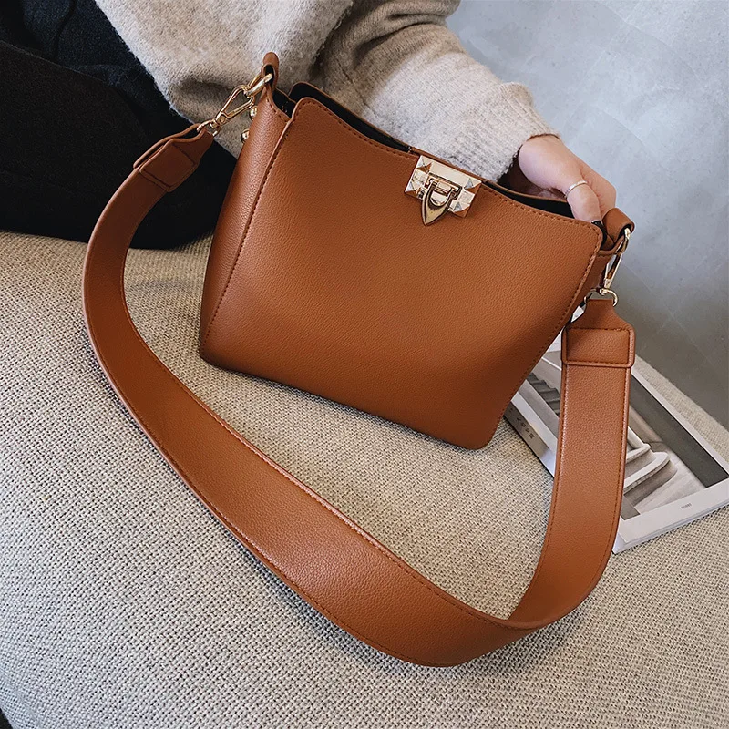 

fashion female small bag 2018 winter single shoulder bag fashion bucket bag
