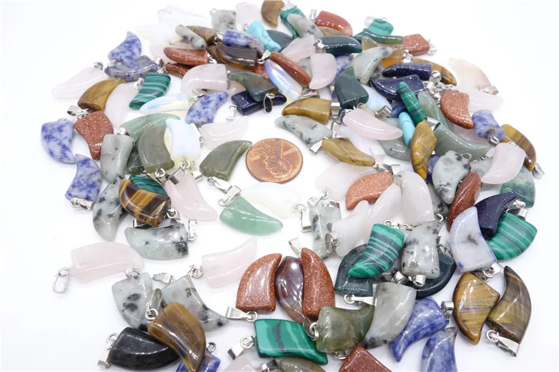 Wholesale 50pcs//lot Mixed pierres naturelles point Chakra Healing Gemstone Pendentifs