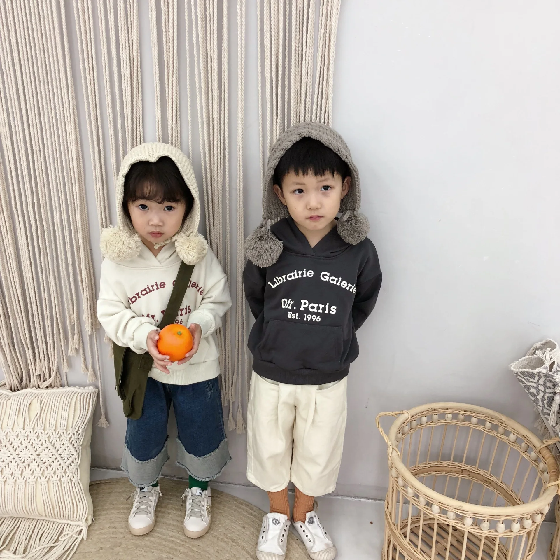 

2018 Autumn New Arrival Pure color Cotton Casual all-match letters print Hooded hoodie for fashion cute sweet baby Boy And Girl