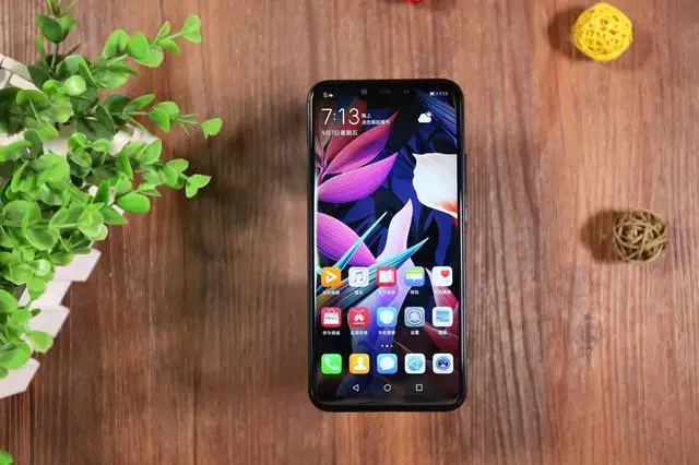 6,3 дюйма HUAWEI Коврики 20 Lite Maimang 7 6 ГБ 64 ГБ, мобильный телефон, Kirin 710 Octa Core Android 8,1 2340x1080 9 V/2A Quick Charge