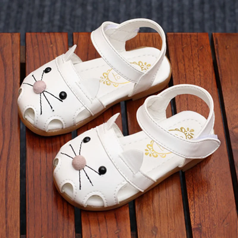 Сандалии на мягкой подошве с изображением кота для девочек; лоферы; повседневная обувь с героями мультфильмов; прекрасный кроссовок для детей 1-6 лет