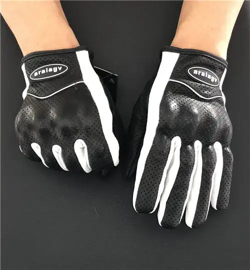 araiagv Pursuit  protector  perforated Leather Glove white  4