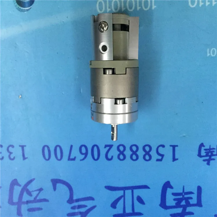 

CDRB2BW15-180S SMC Vane type oscillating cylinder air cylinder pneumatic component air tools CDRB2BW series