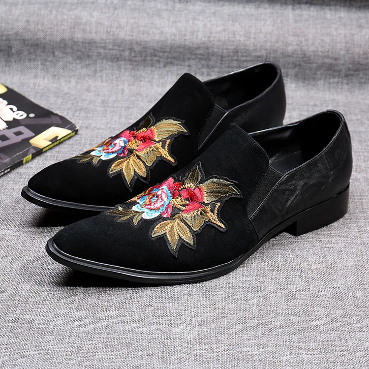 

Embroidery Party British Style Slip On Shoes Casual Pointed Toe Suede Leather Men Shoes Black
