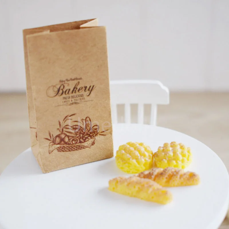

1/6 Scale Cute Mini 4pcs Bread with Paper Bag Dollhouse Miniature Play Doll Food Toy for Barbies Blythes Accessories