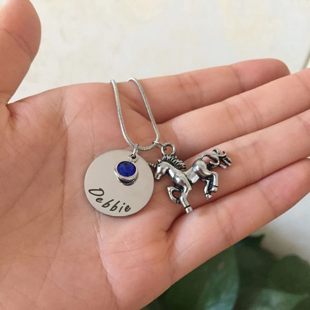 

Unicorn Necklace Magical Licorne Women Jewelry Engraved Birthstone Necklace Custom Made Any Name Date Drop shipping YP0072