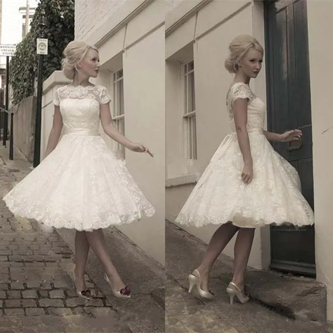 2015 Petite Lace White Ball Gown Simple Short Sleeve Party Dress