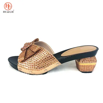 

2019 New African Style Women Shoes Gold Color Women Sandals Nigerian Women Wedding Shoes and Bag Sets Decorated with Rhinestone