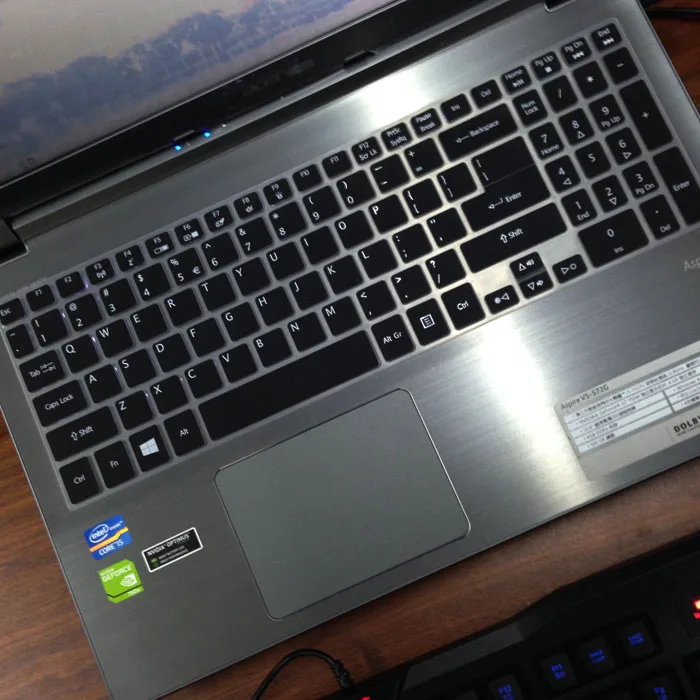 Силиконовая форма для acer Aspire V7-582Pg V7-582Pg M5-583P V5-573Pg V5-573P V5-552 V5-552G V5-552P 15 дюймов Чехол для клавиатуры ноутбука - Цвет: black