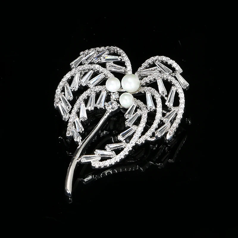 Zircons Pearl Palm Tree Pin Brooches Copper Coconut Tropical Plant Brooches Jewelry For Women Personality Clothing Corsage