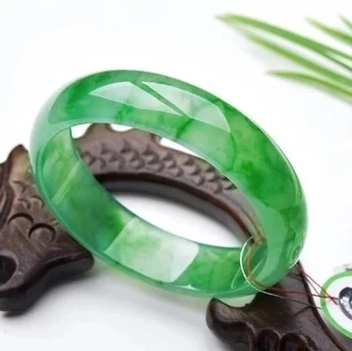 

Jade Jadeite Jade Bracelet