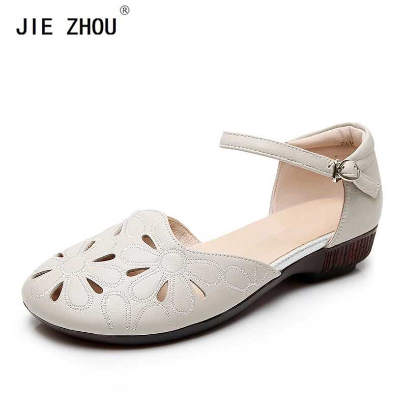 

Summer Casual Shoes Woman Fashion Embroider Cut-Outs Sandals Genuine Leather Low-heel Mom sandals Soft Breathable Women Sandals