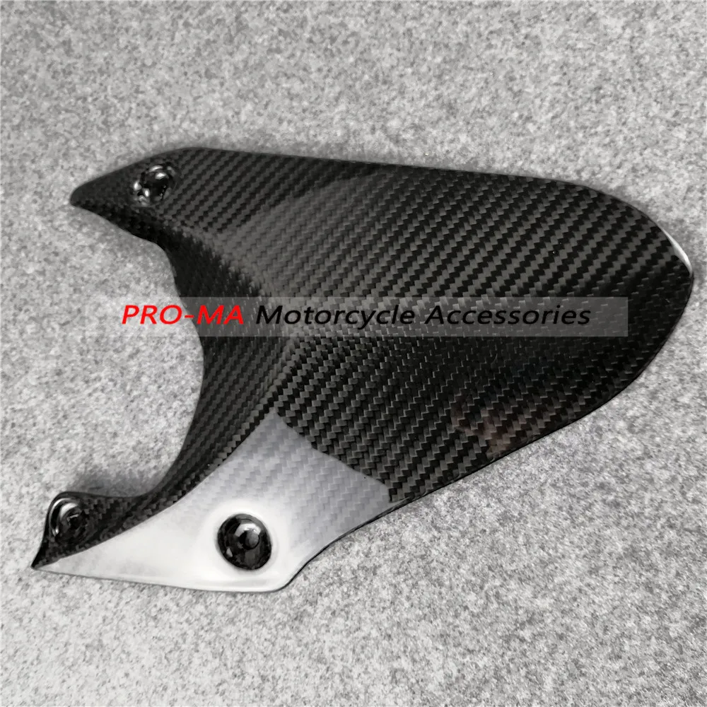 

Rear Hugger in Carbon Fiber For Triumph Daytona 675 street triple 675 2006-2012