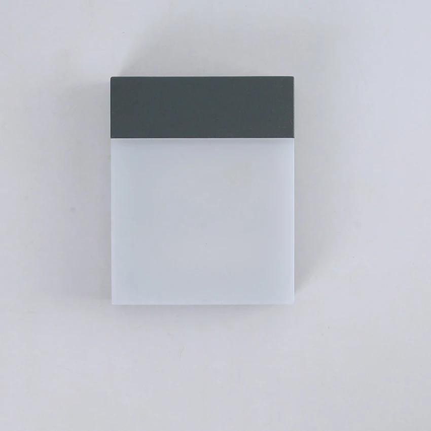AT-35 WALL LIGHT (12)