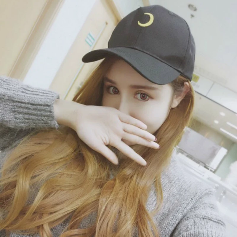 

Korean Beautiful Girl Soldier Crescent Moon Embroidery Baseball Hat Peaked Cap Lovers Hat snapback bone casquette gorra caps