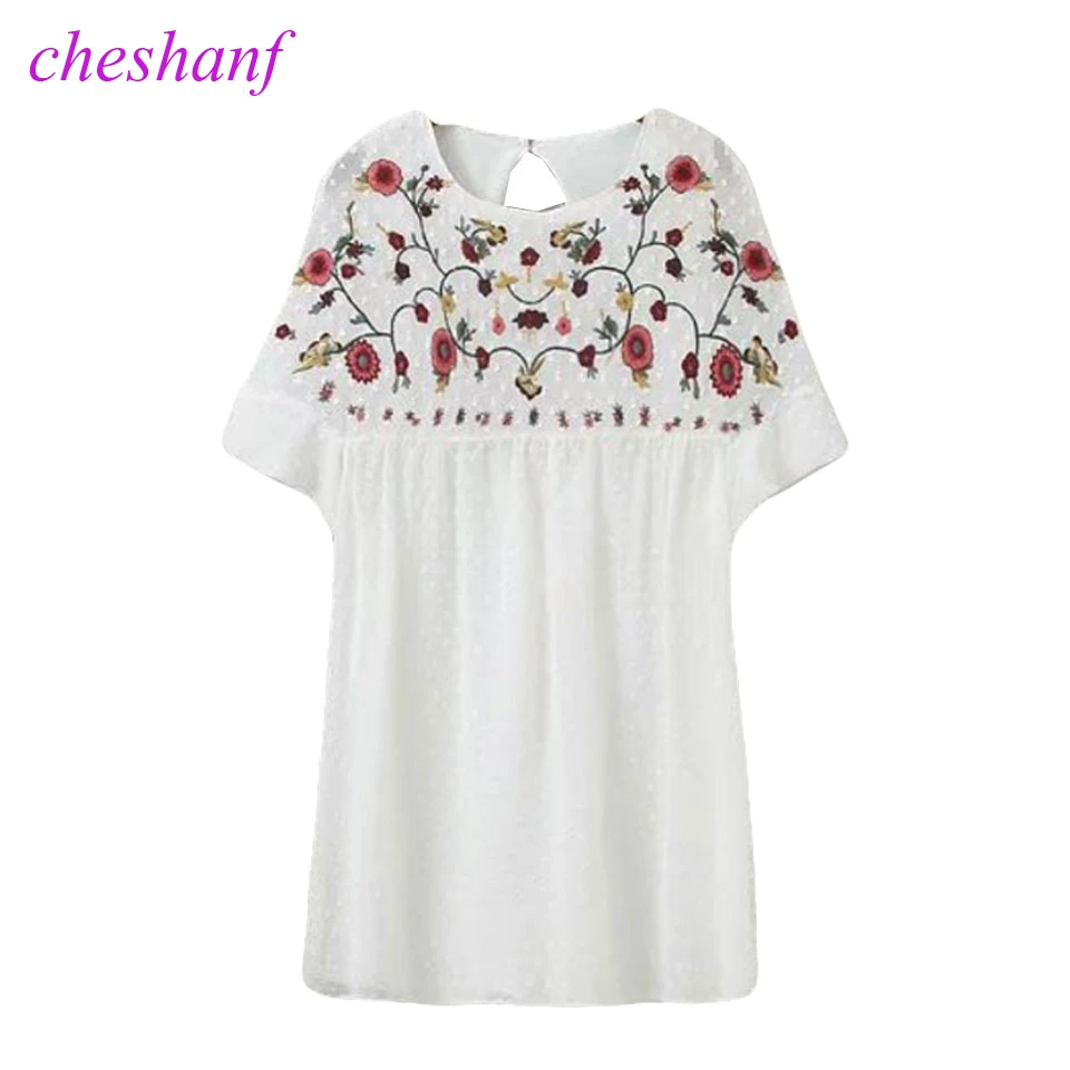 

Cheshanf 2019 New Fashion Wind Piece Short Sleeve Seersucker Siamese Ladies Jumpsuit Summer Floral Embroidery Playsuit AA562