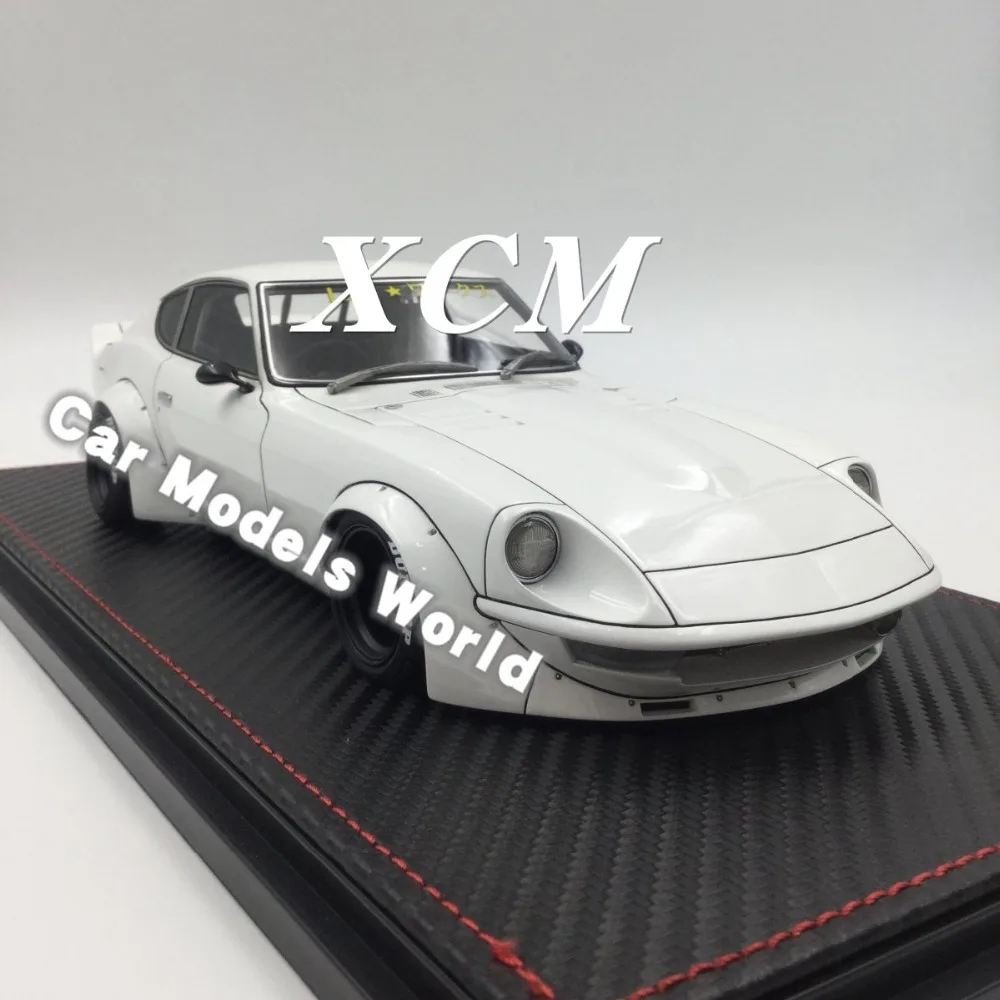 Полимерная модель автомобиля для IG-Model Fairlady Z(S30) 1:18(белый)+ маленький подарок