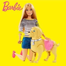 BARBIE DE PASEO CON SU MASCOTA