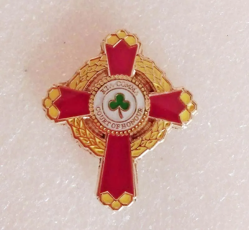 FREE SHIPPING 10PCS 1" KCCH Masonic logo Cross Lapel Pinin Pins