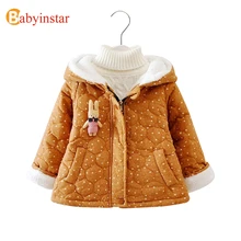 2016 Nouvelles Filles Parkas Étoiles Motif À Capuche Enfants Vêtements Survêtement Mode de Lapin Broche de Kid Hiver Chaud Manteau