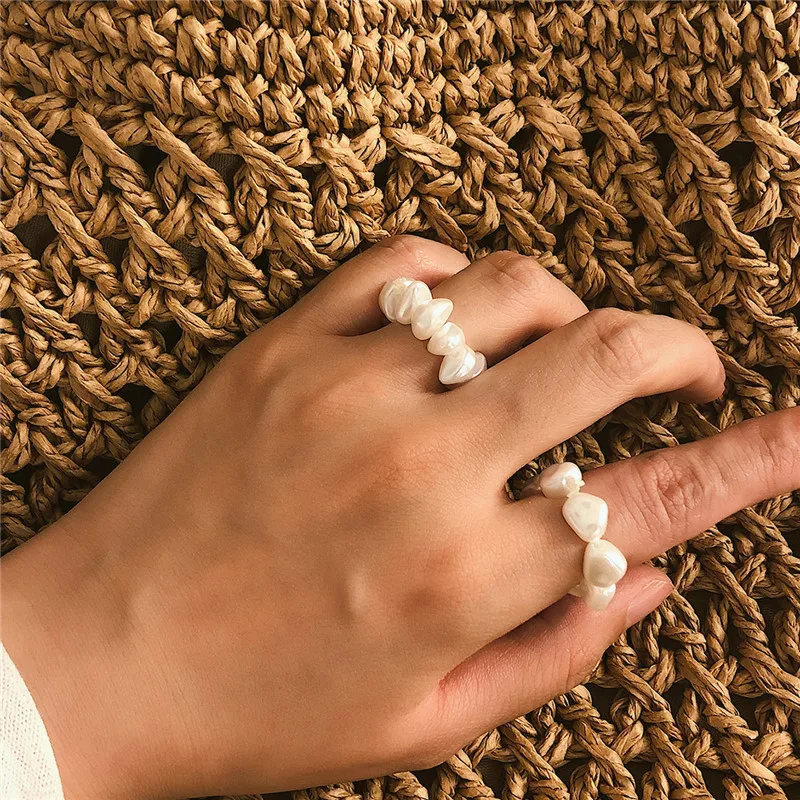 

GIVVLLRY 2 pcs Baroque Pearl Rings Set Fashion Knuckle Jewelry Elegant Vintage Pearl Adjustable Midi Rings for Women