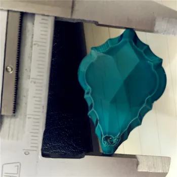

Special Color 38x22mm Wholesale 80pcs Summer Style Zircon Blue Maple Leaf Crystal Necklace DIY Pendants Crystal Lamp Pendants