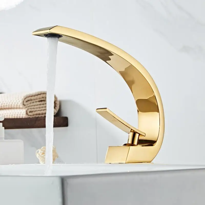 Billig Tuqiu Becken Wasserhahn Gold Bad Waschbecken Mischbatterie Messing waschbecken Wasserhahn Einzigen Griff Einzigen Loch Kran Für Bad 8 farben