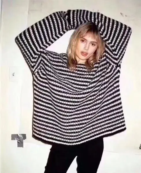 LADY Stripe A Strisce Stampa Lavorato A Maglia Top Manica Lunga Pullover Sweater Maglione Nero