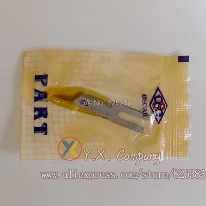 

1 piece Knife(Right) for Juki APW896 Automatic Lockstitch Welting Machine part number is 40026155