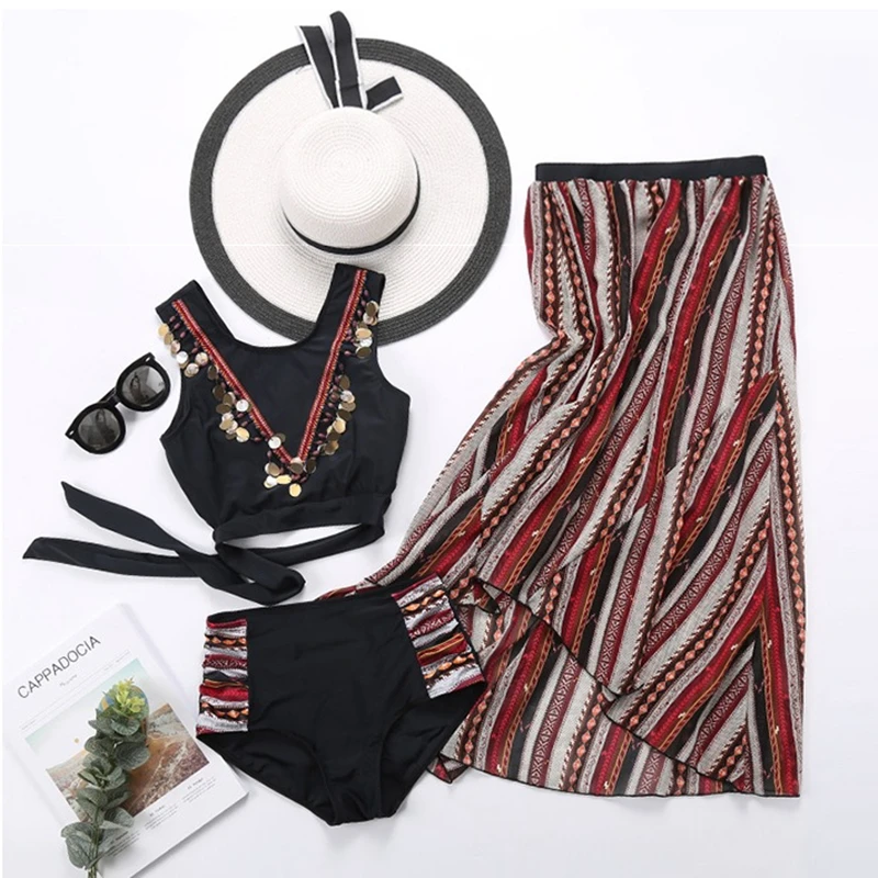 

2018 Tankini Three Pieces Of Korean Version Hot Spring Small Chest Together Sexy Swimsuit Woman New Couple Male Beach Pants