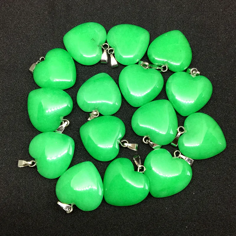 Green Jades Bead Natural Stone Heart Charm Pendants Jewelry 20 mm Green