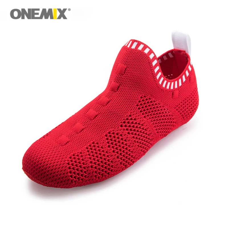 Onemix пляжные сандалии Slip-On Шлёпанцы для женщин без клея экологически чистый свет cool дышащий Обувь для прогулок тапочки Носки для девочек дома