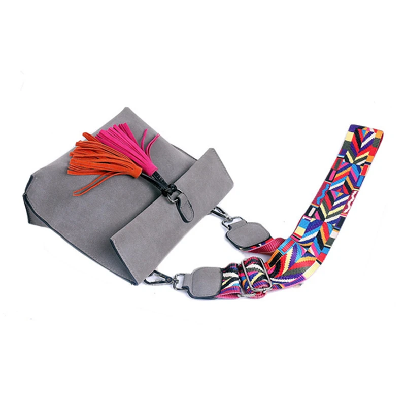 Hot New Fashion Ladies Shoulder Bag Personalized Fringe Decoration Lady Bag Wild Messenger Bag Ladies Clutch Bag Free Shipping