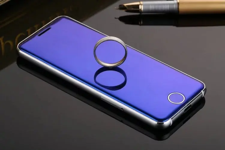 ULCOOL V6 Phone With Super Mini Ultrathin Card Luxury MP3 Bluetooth 1.67