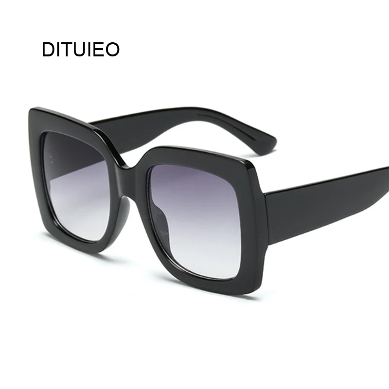 

Oversized Square Sunglasses Women Brand Designer Clear Lenses Sun Glasses Female Three Colors Big Frame Party Eye Glasses Oculos