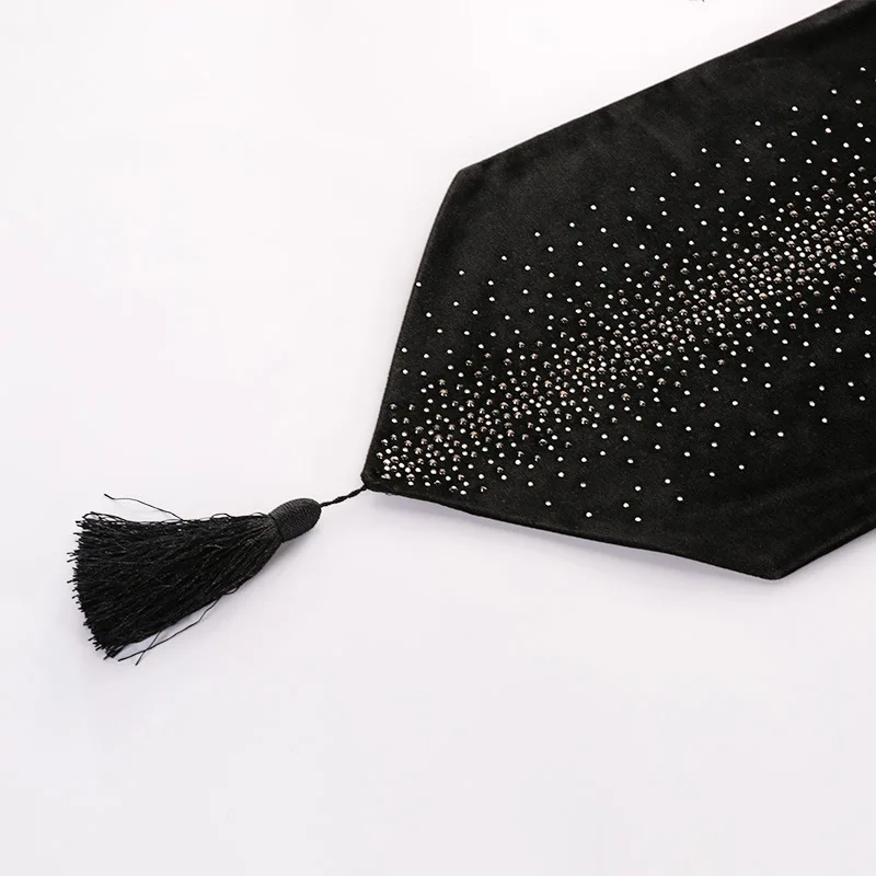 

Fashion Modern velvet Table Runner Ironing Diamond Runner Table Cloth With Tassels Cutwork Embroidered Table Runner